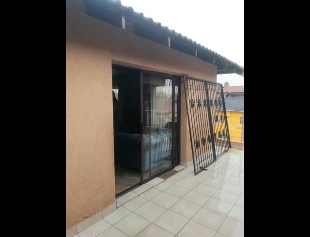 3 BEDROOM HOUSE FOR SALE IN PIMVILLE